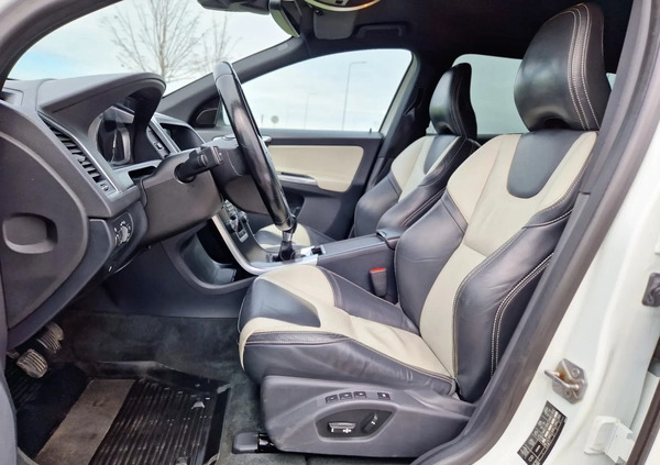 Volvo XC 60 cena 62900 przebieg: 246790, rok produkcji 2013 z Poręba małe 352